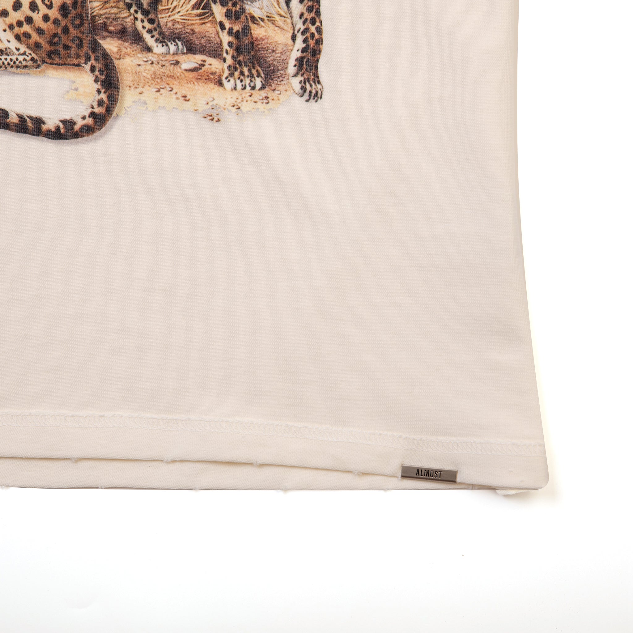 Safari Tee